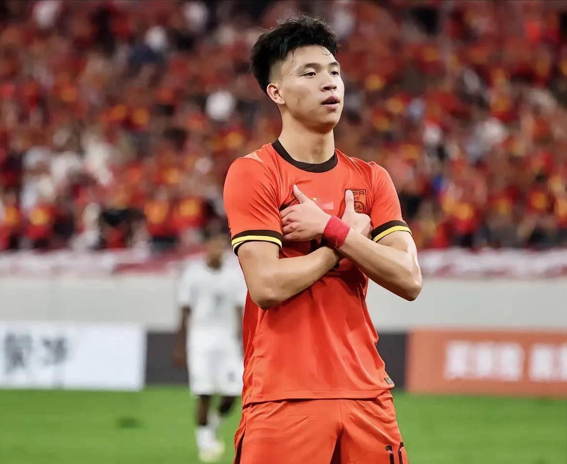 世界杯app下载-中国球员历史首次，王钰栋球探报告来了，评分7分，模板巴西国脚