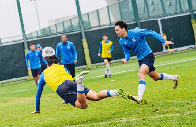 世界杯客户端下载安装-连沪虽好 大连不卖马里奥 申花不租土炮！跟海港成交 B队1-1宁波